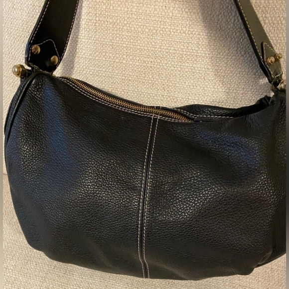 🔥EUC🔥FURLA Genuine Leather Purse- Made in Italy- Gold tone hardware - Picture 3 of 14